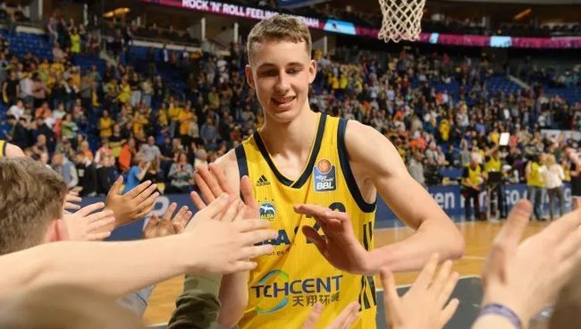 但他们在关 但他们在关