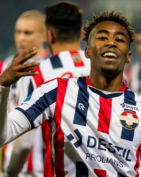 与之并行的 与之并行的